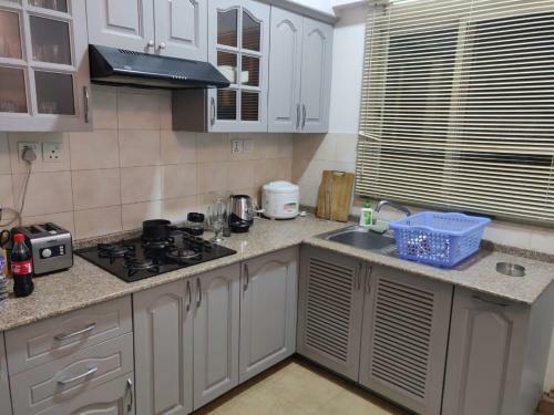Apartment 7d,retreat