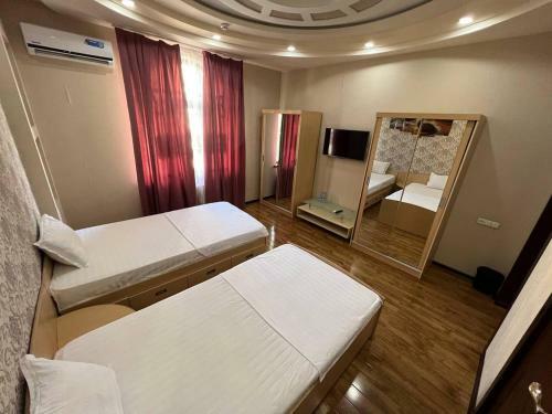 Albergue Alisher Hotel By Shosh
