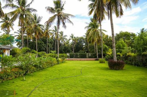 Bk Villa And Farms