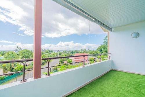 The Sunny Apartment In Mahina Wpool