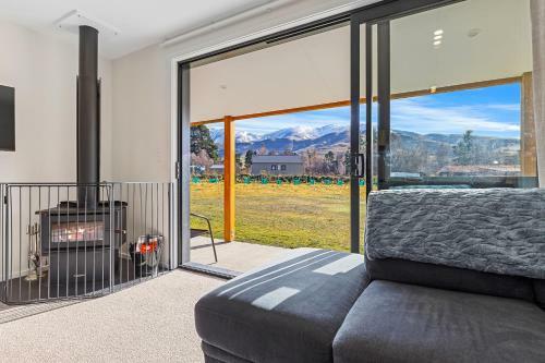 Rehua - Burkes Pass Holiday Home