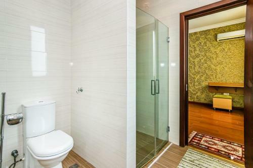 Apartment 10 Mandarin