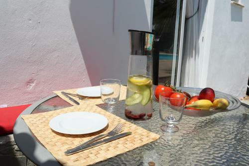Apartamento Mediterranean Poolside Garden Cottage