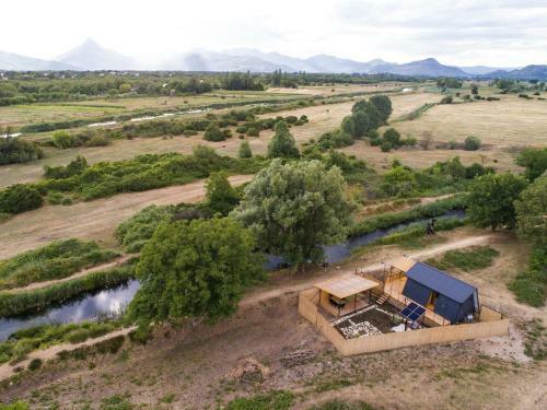 Hostal Glamping House Two Rivers
