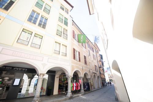 Apartamento [bellinzona-centro Storico] Vista Castelli A ?????