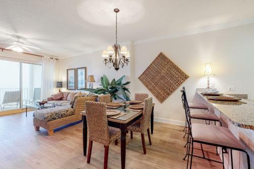 Regency Isle 802