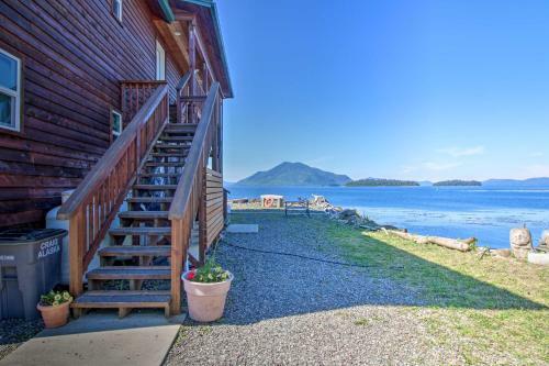 Apartamento Waterfront Apt With Mtn View, Walk Into Town!