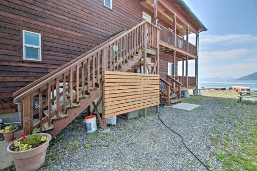 Apartamento Waterfront Apt With Mtn View, Walk Into Town!