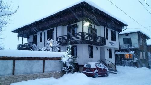 Hostal Guest House Elit