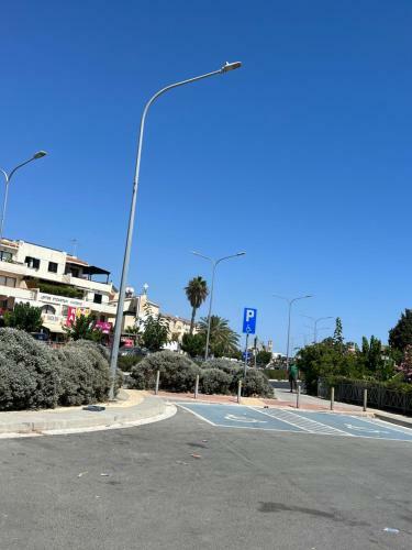Apartment In Kato Pafos , 3 Minutes From The Beach