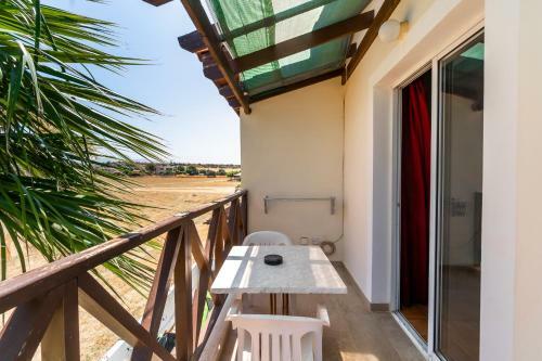 Kate's Latchi Beachfront Studio Apartment 105 By Ezoria
