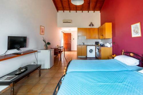 Kate's Latchi Beachfront Studio Apartment 105 By Ezoria