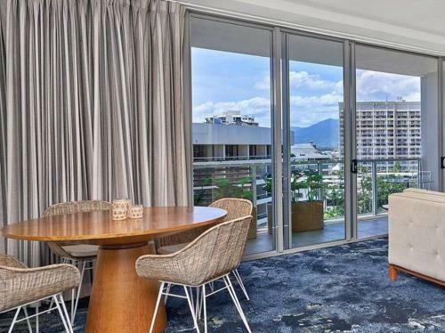 Apartamento Waterfront Views - 903 Harbour Lights
