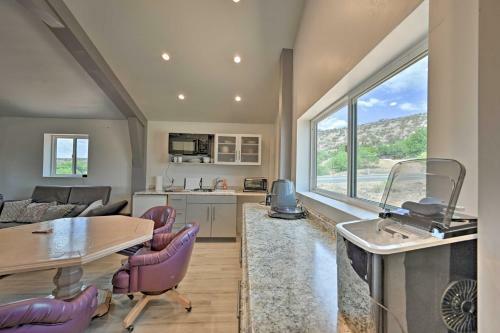Unique Cornville Retreat With Game Room And Deck!