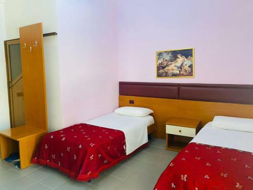Edland Hotel