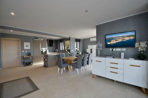 Casa Collini - Luxuri�se Ferienvilla Mit Meerblick