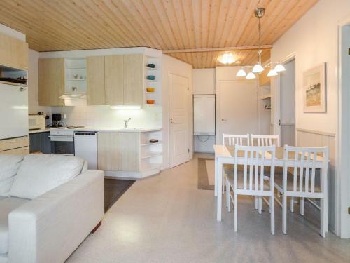 Holiday Home Loma-koli 6