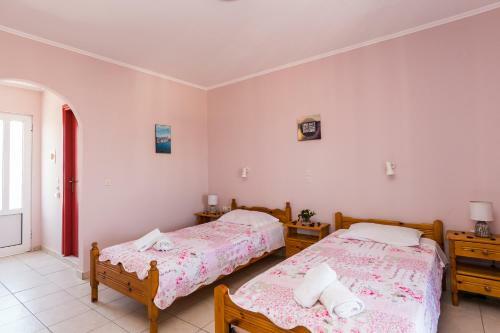 Anemomylos Studios & Apartments