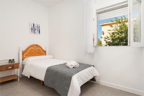 Villa Casa Blanca, Pool And Beach