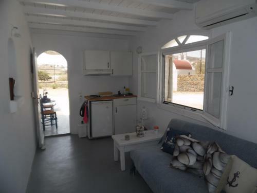 Feroniki Mykonos