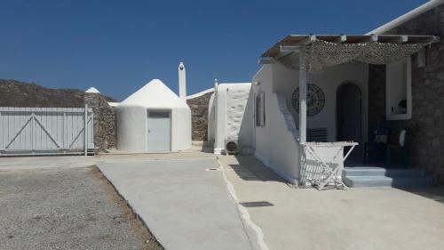 Feroniki Mykonos