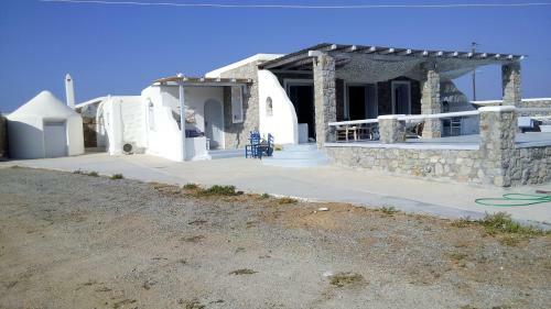 Feroniki Mykonos
