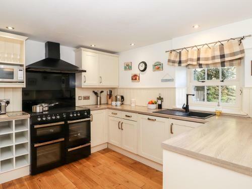 Huntingstile Lodge