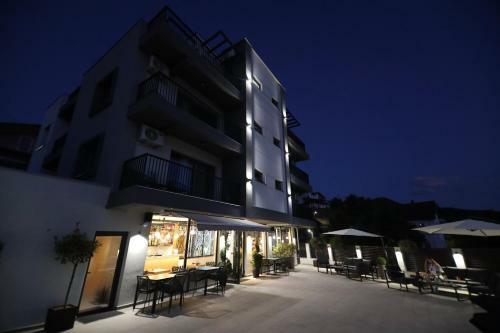 Hotel La Vista Luxury Villa