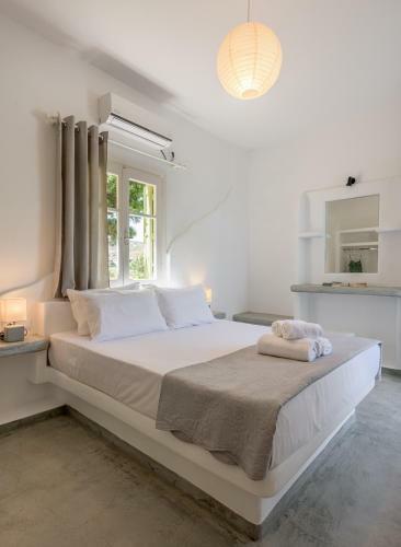 Hotel Pente Elies Milos