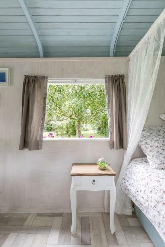 Bed & Breakfast Gardenhouse On Wheels