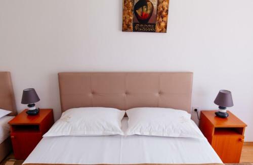 Castello Apartments