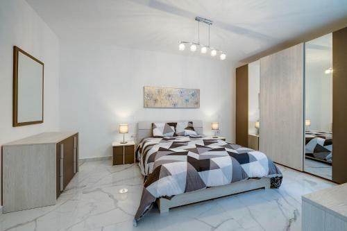 Stylish 2br Apartment In Central St Julians