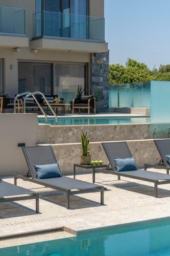 Luxurious Villa Aqua - With 2 Heated Pools