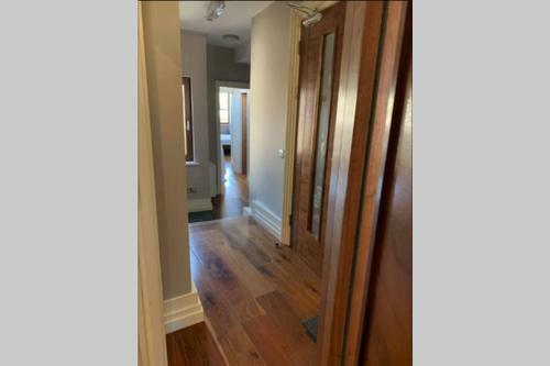 Centre Of Dingle Town - Luxury Holiday Apartment