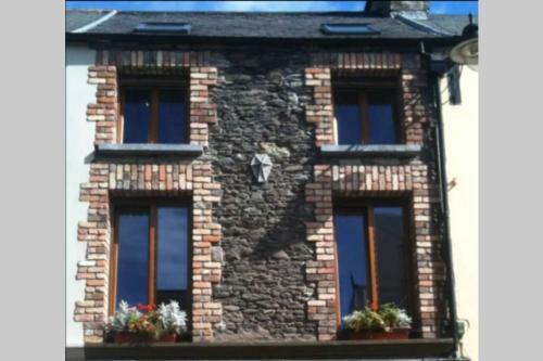 Centre Of Dingle Town - Luxury Holiday Apartment