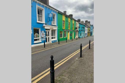 Centre Of Dingle Town - Luxury Holiday Apartment