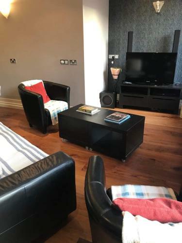 Centre Of Dingle Town - Luxury Holiday Apartment