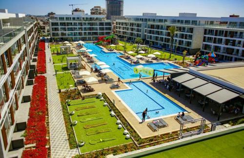Apartamento Comfortable Flat Close To The Beach With Shared Pool And Balcony In Iskele, Cyprus