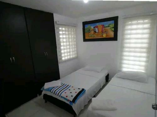 Apartamento Apto Moderno,excelente Ubicacion, Piscina,parking.