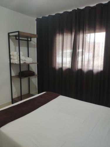 Casa Nova, Agrad�vel Bem Localizada A Sua Espera!