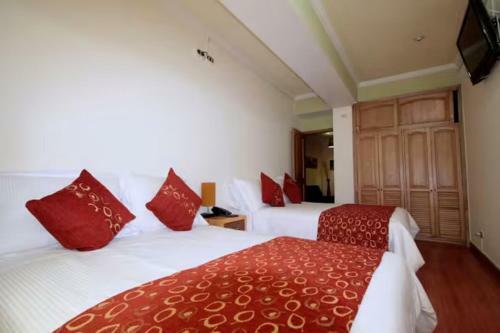 Hotel Travel Gold