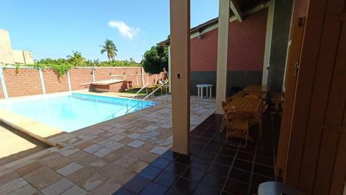 Piscina-praia-rio-clube P/15 Pessoas