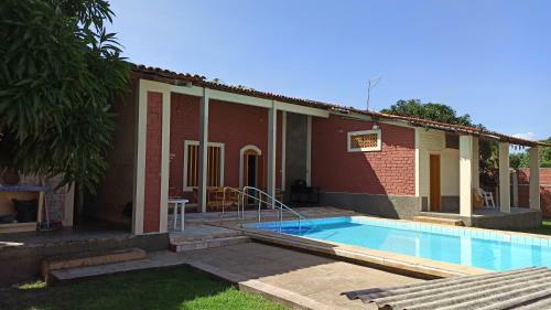 Piscina-praia-rio-clube P/15 Pessoas