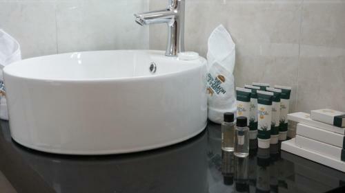 Triple E Hotel And Spa