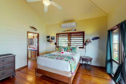 Villa Far Tortuga @ First Bight, Roatan