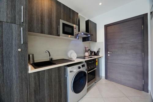 Bed & Breakfast Ebs Legends Luxurious