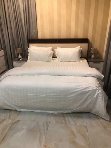 Bed & Breakfast Ebs Legends Luxurious