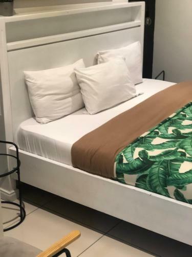 Bed & Breakfast Ebs Legends Saah Studio Studios