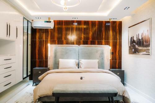 Rosvian Luxury Apartment