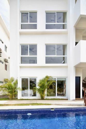 Bright & Airy 2br Condo Minutes From Jaco Beach